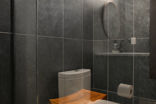 Project37051_bathroom2_WEB