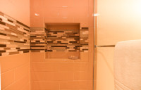 Shower tiled niche